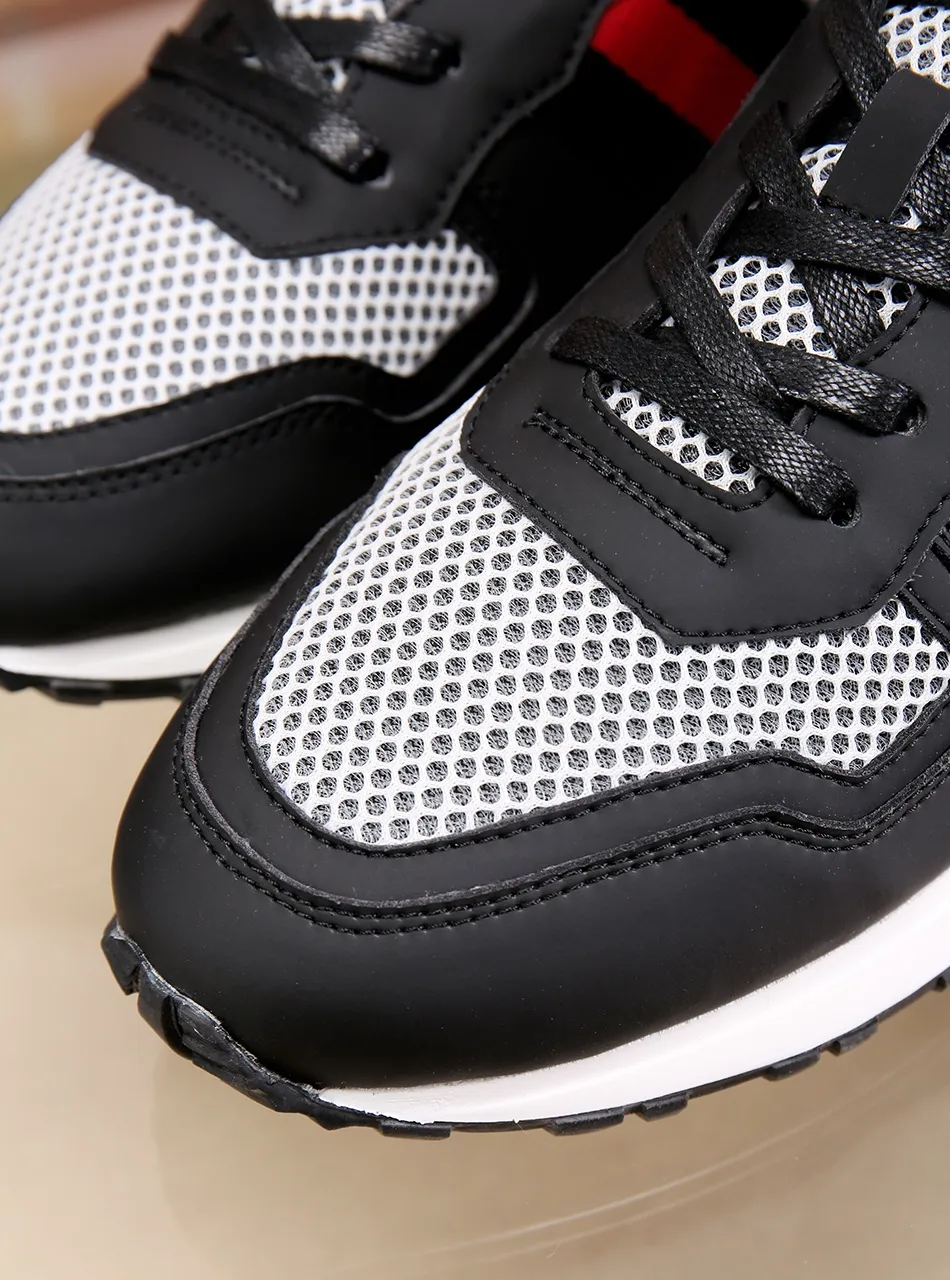 Factory price: 400💰 (GUCCI) The latest summer model from the official website🎁🎁casual and fashionable men's shoes👟, hot style💥The version is simple and elegant, exclusive for trendy men, trendy mesh fabric ➕The inner lining is made of sheepskin, soft and comfortable, black and white two-color optional, code number: 38-44, customized 45